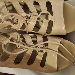 Franco Sarto Wedge Sandal Tan NIB Sz 7.5